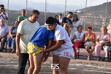 Luchada canaria y espectáculo de Maestro Florido en Lomo Magullo/Francisco Javier Santana.